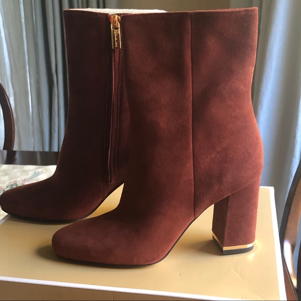 No Box🥂Suede Michael Kors Ursula Boots🥂